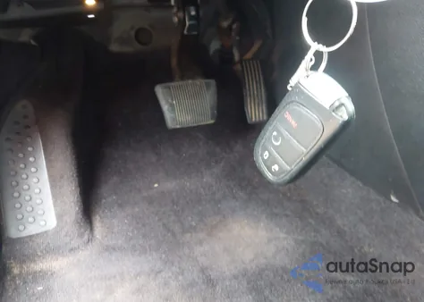 2016 Jeep Cherokee Limited from USA, damaged, VIN 1C4PJMDS9GW373351